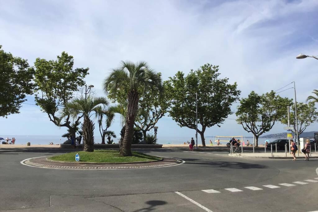 Apartamento Des vacances de rêve Fréjus Exterior foto